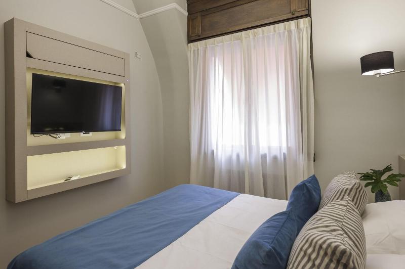 Sarmiento Flats image