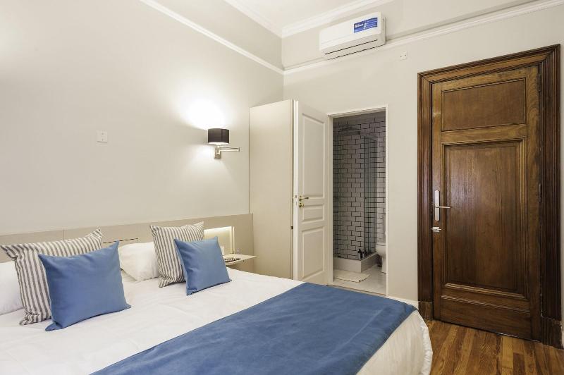 Sarmiento Flats image