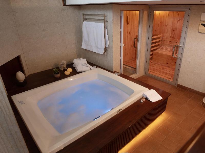 Ariquepay Hotel image