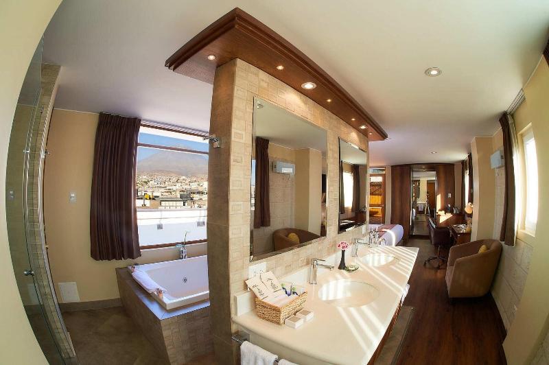 Ariquepay Hotel image