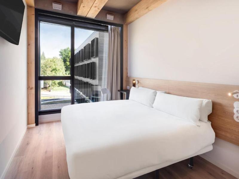B&B HOTEL Guimarães image