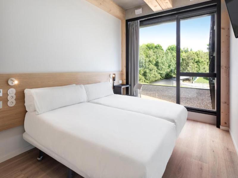 B&B HOTEL Guimarães image