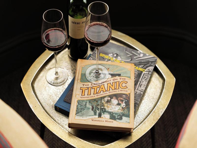 The White Star Tavern image