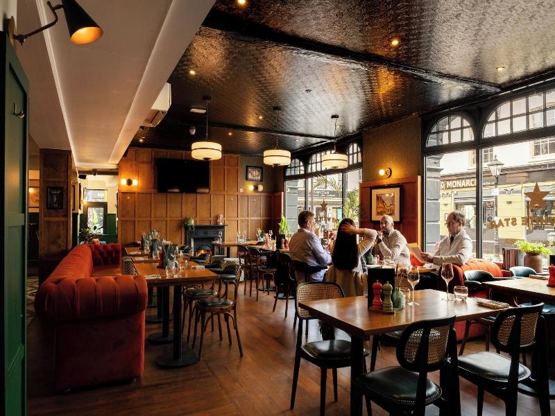 The White Star Tavern image