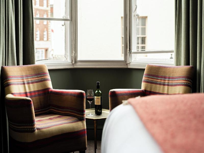 The White Star Tavern image