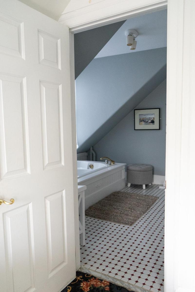 The Dormer House 4