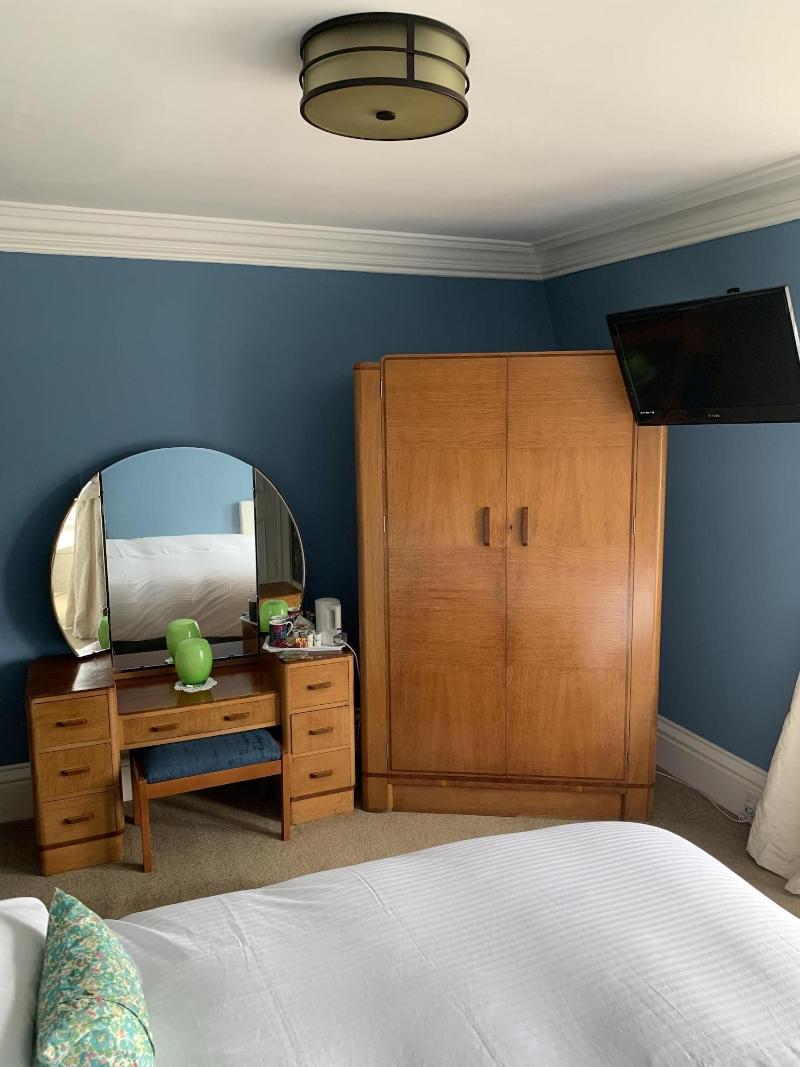 Leven House image