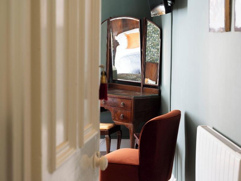 Leven House image