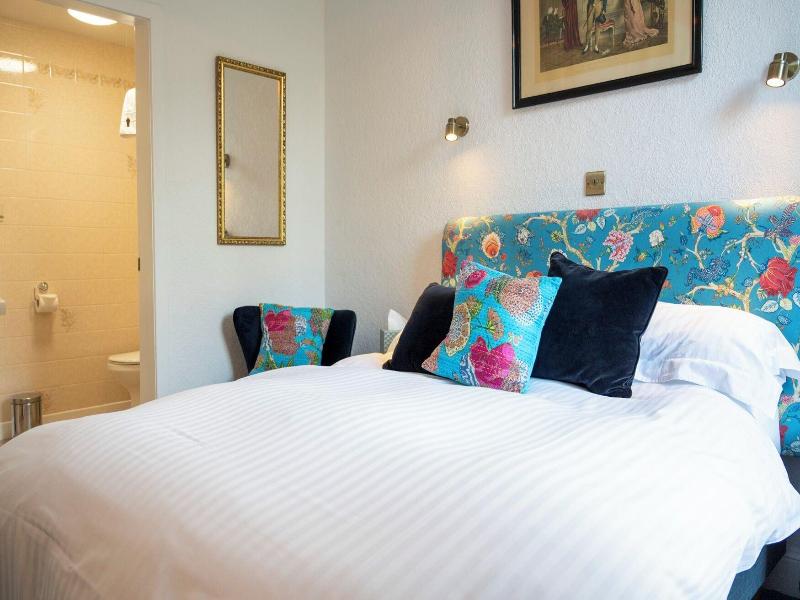 Leven House image