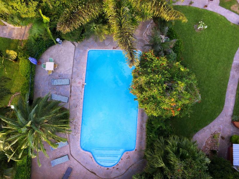 Palmwood Lodge image