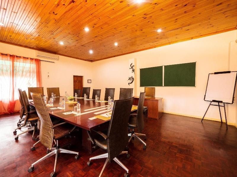 Palmwood Lodge image