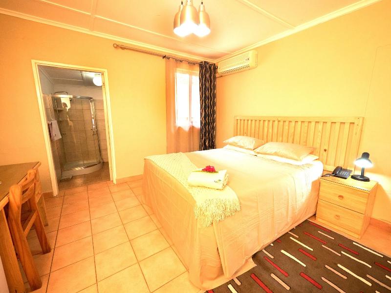 Palmwood Lodge image