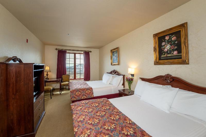 Silverland Inn And Suites image