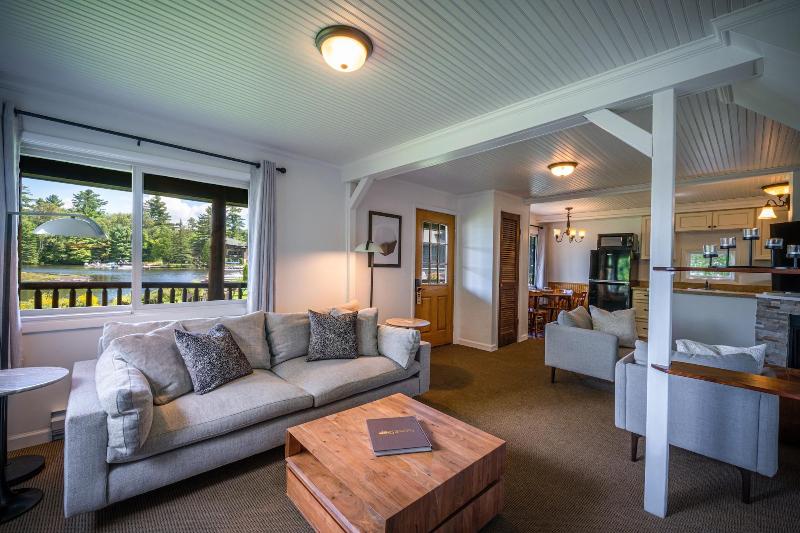 Placid Bay Hotel image