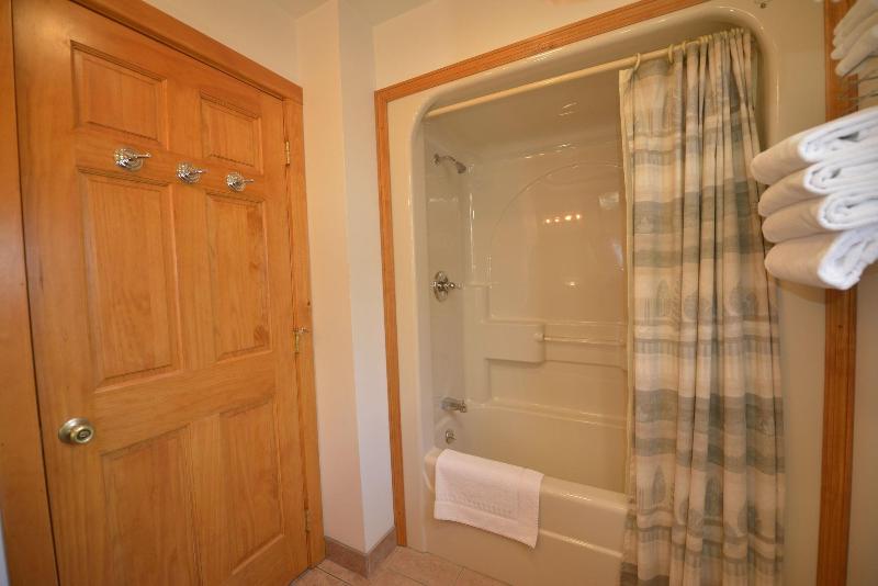 Placid Bay Hotel image