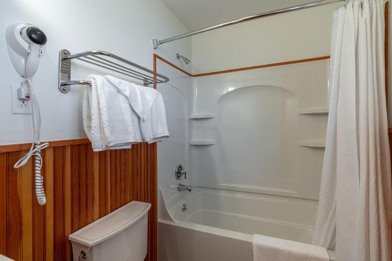 Placid Bay Hotel image