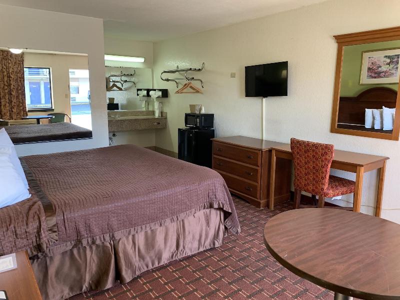 Royal Regency Inn image