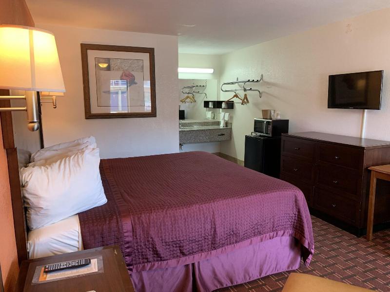 Royal Regency Inn image