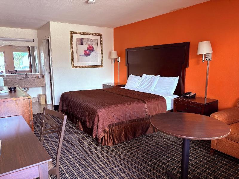 Royal Regency Inn image