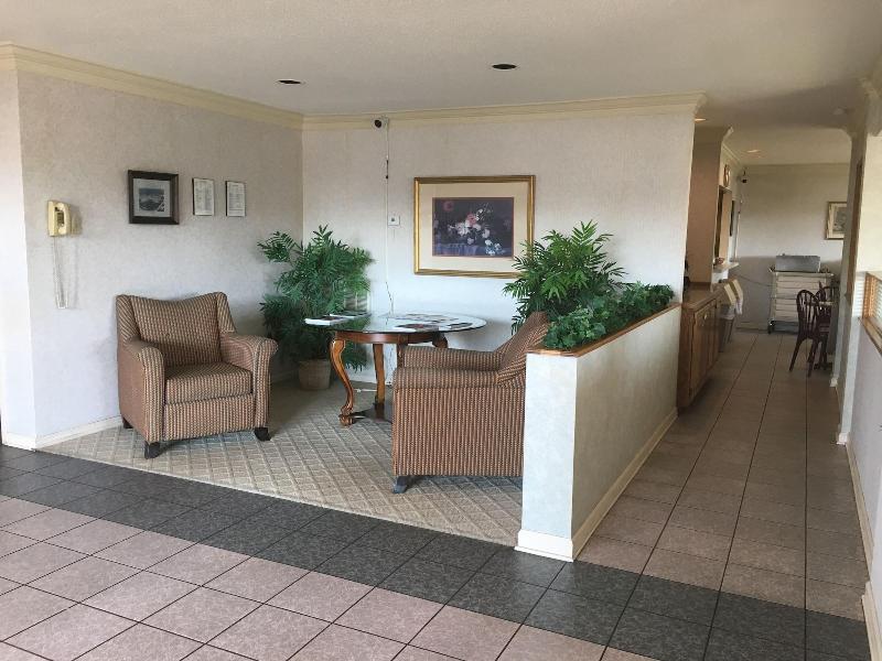 Ambassador Inn And Suites