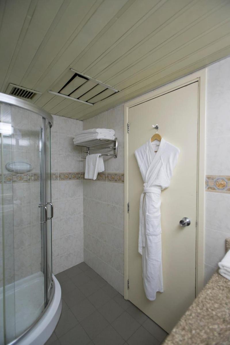 Hotel Muscat Holiday image