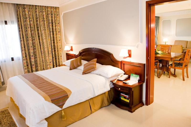 Hotel Muscat Holiday image