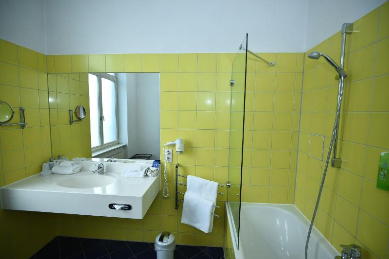 Hotel Robert Mayer image