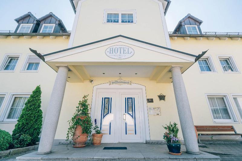 Hotel Abenstal image