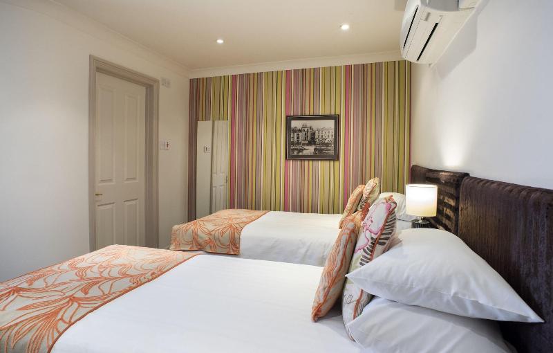 Royal Seven Stars Hotel image