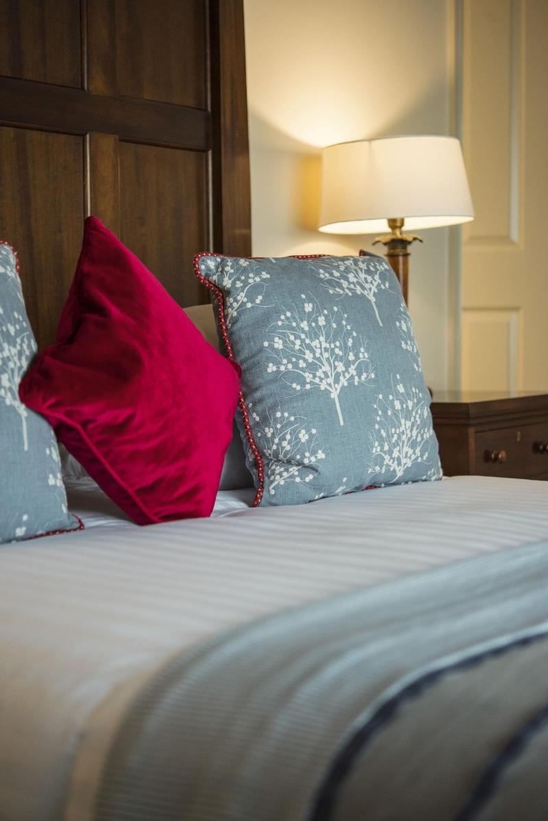 Royal Seven Stars Hotel image