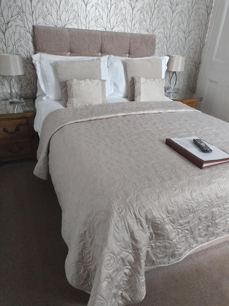 Sunflower Lodge image