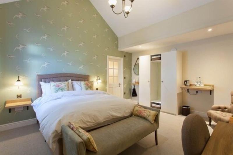 The Inn West End image