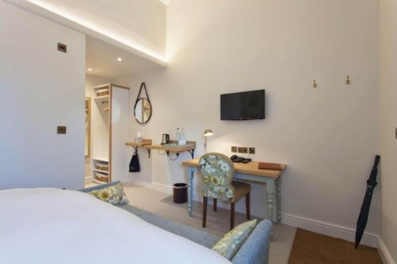 The Inn West End image
