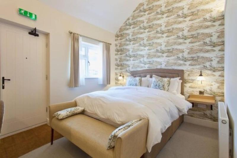 The Inn West End image