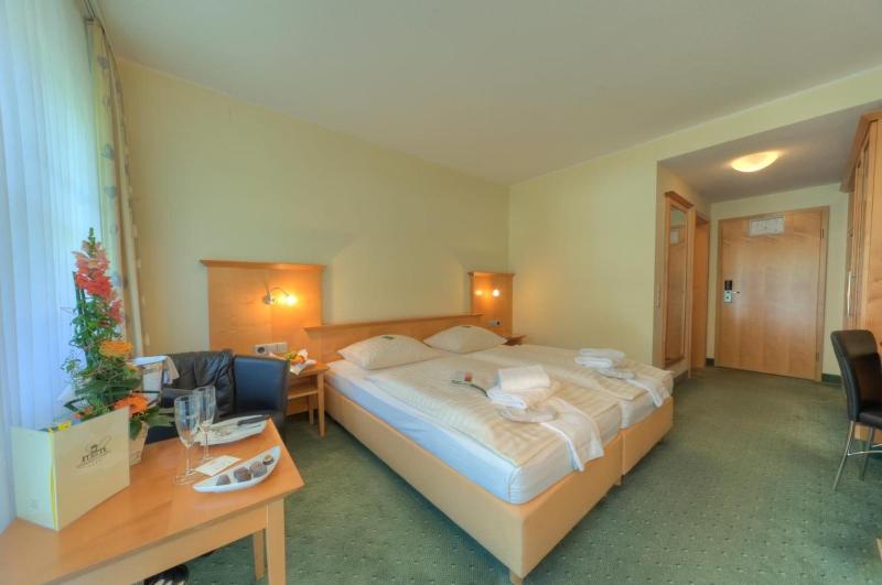 Hotel Lahnschleife image