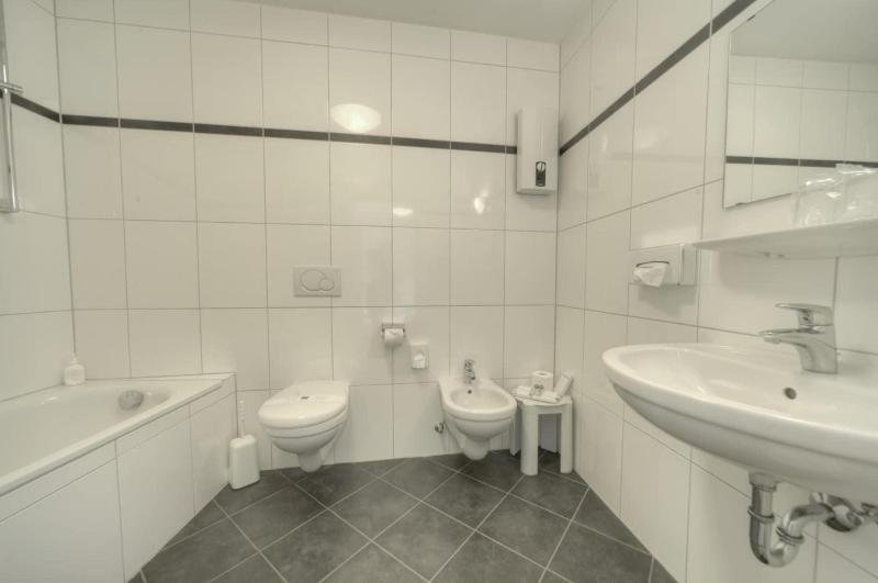 Hotel Lahnschleife image