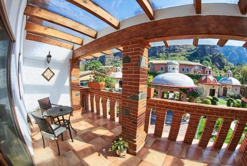 La Buena Vibra Retreat And Spa Hotel image