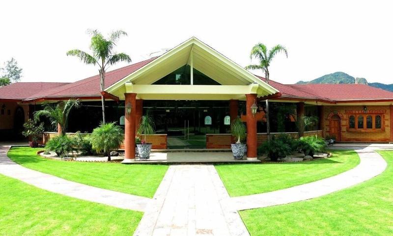 La Buena Vibra Retreat And Spa Hotel image