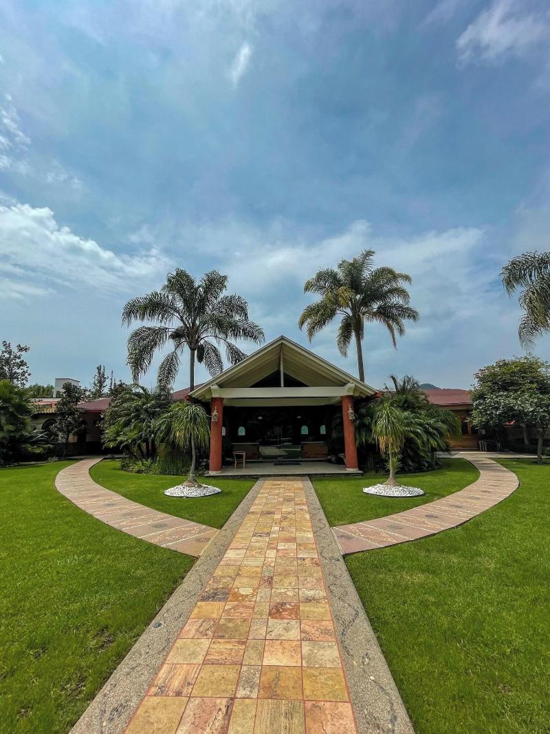 La Buena Vibra Retreat And Spa Hotel image