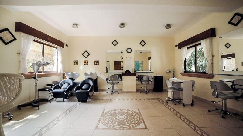 La Buena Vibra Retreat And Spa Hotel image