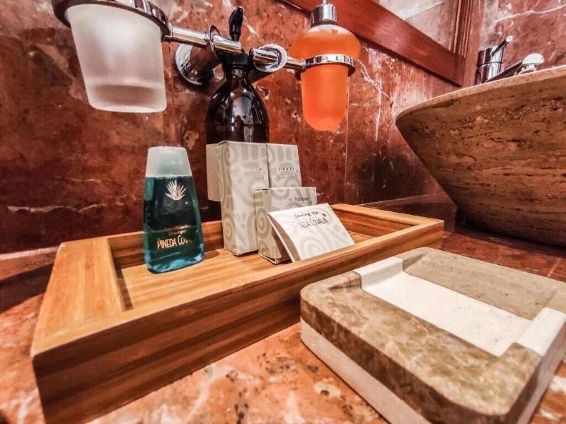 La Buena Vibra Retreat And Spa Hotel image