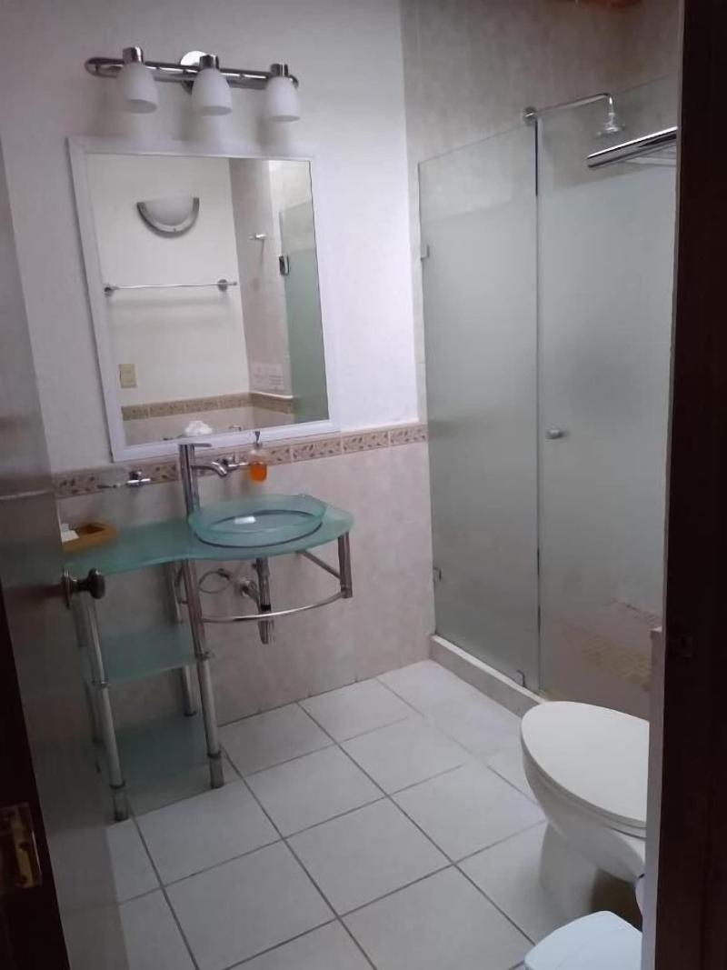 La Buena Vibra Retreat And Spa Hotel image