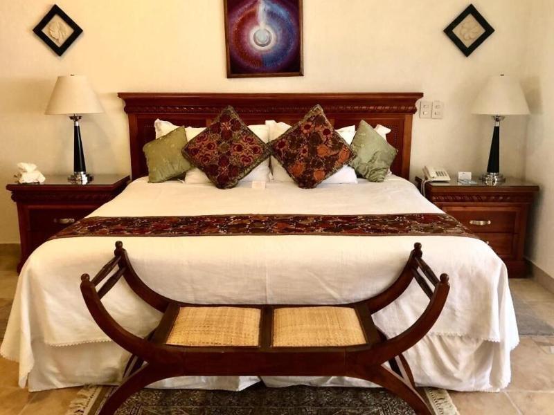 La Buena Vibra Retreat And Spa Hotel image