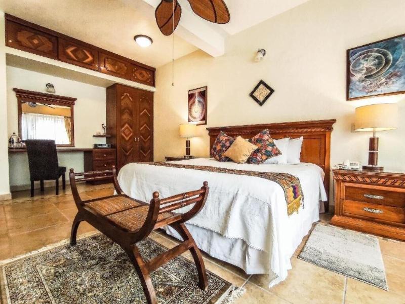 La Buena Vibra Retreat And Spa Hotel image