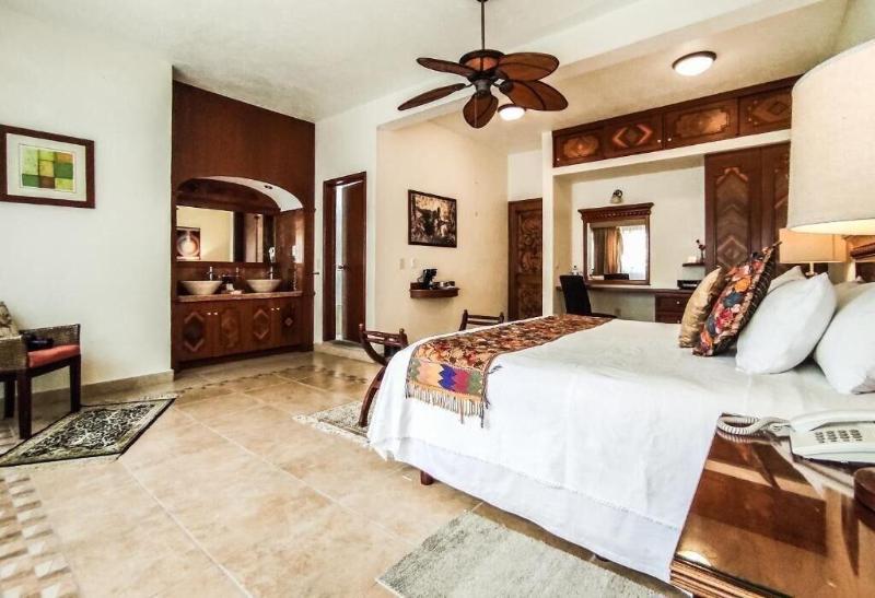 La Buena Vibra Retreat And Spa Hotel image