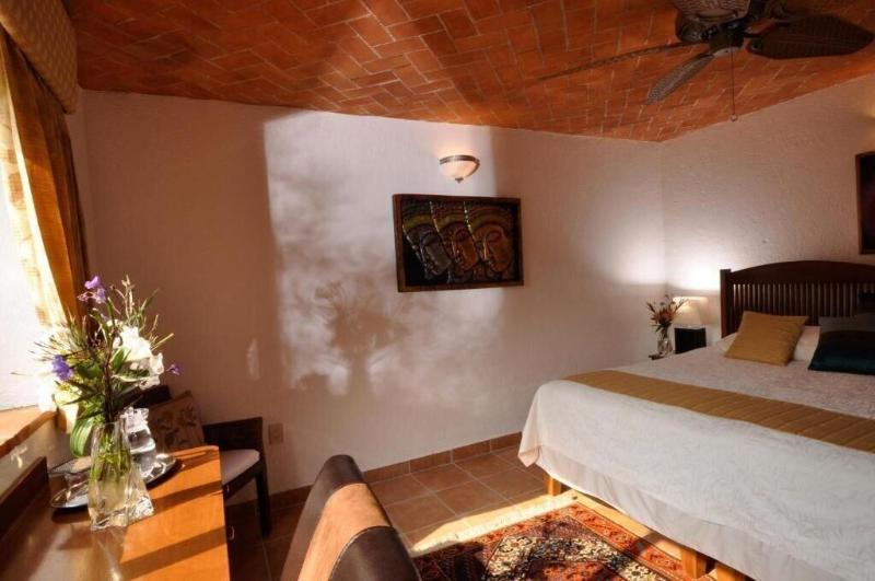 La Buena Vibra Retreat And Spa Hotel image
