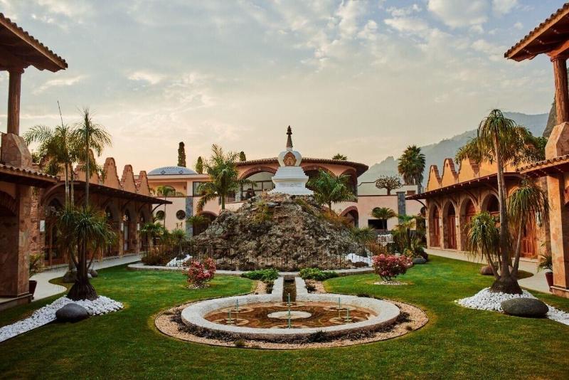 La Buena Vibra Retreat And Spa Hotel image