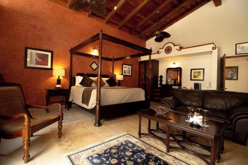 La Buena Vibra Retreat And Spa Hotel image