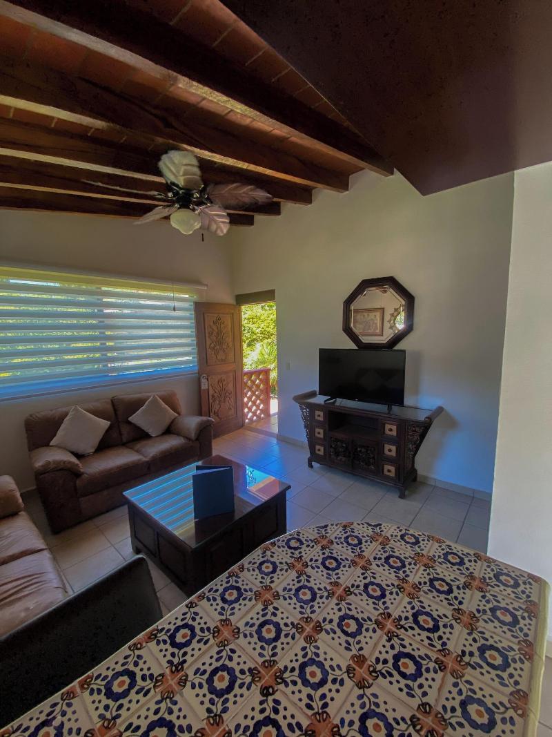 La Buena Vibra Retreat And Spa Hotel image