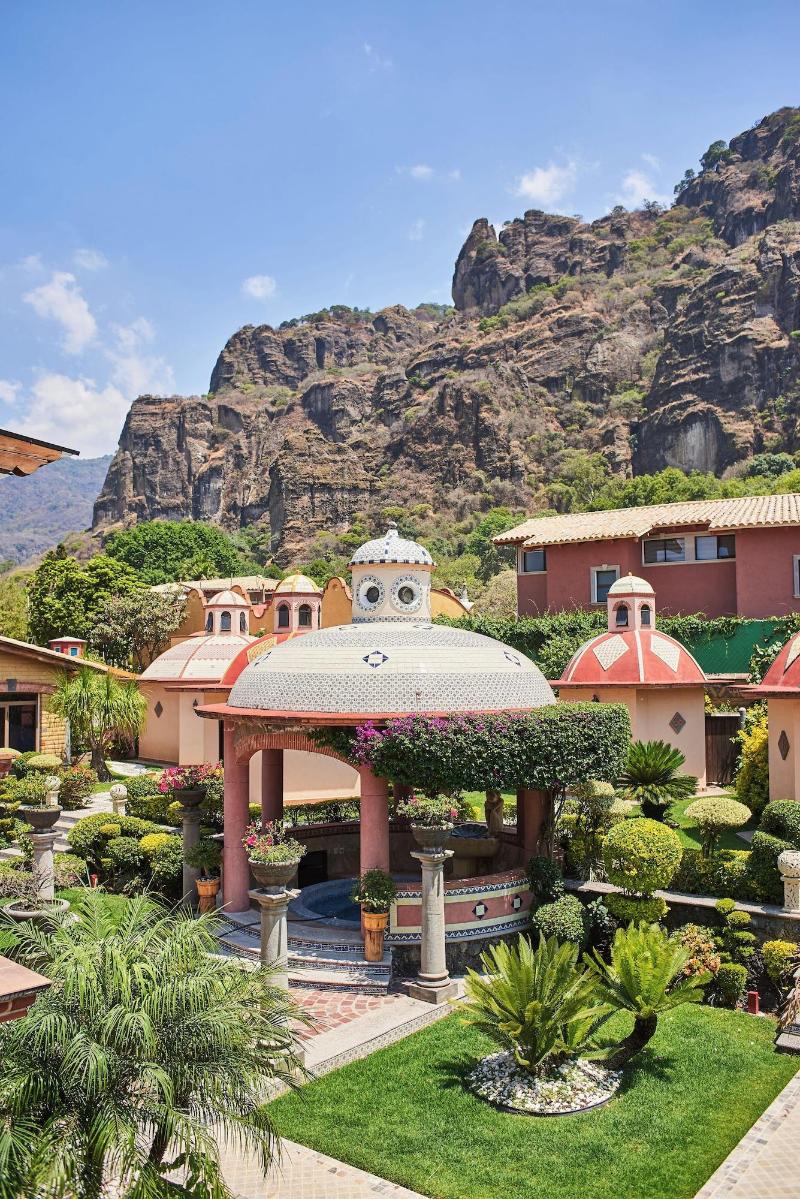La Buena Vibra Retreat And Spa Hotel image